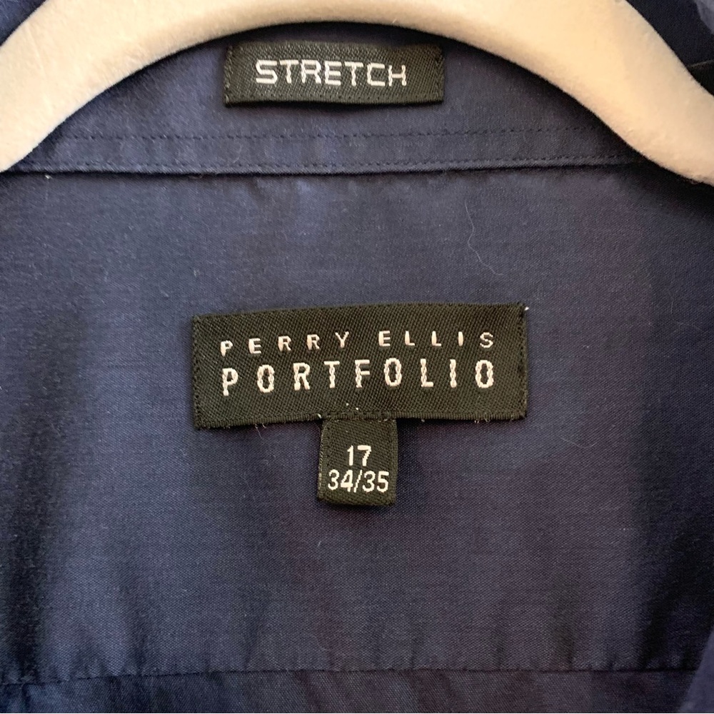 Perry Ellis Portfolio button down - Picture 3 of 6